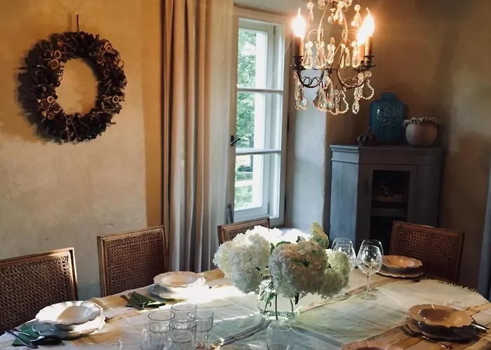 Dwor Dawidy Nocleg ze śniadaniem 3*